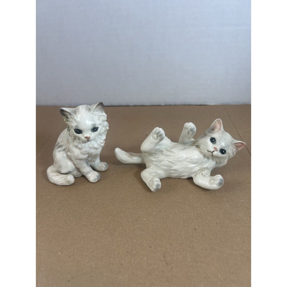 Vintage Porcelain Ceramic Cat Figurine Set of 2 White Gray Kittens Feline Decor - Picture 5 of 11